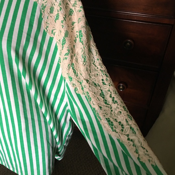 Zara Green White Long Sleeve Striped Top Lace Trim - Picture 7 of 7